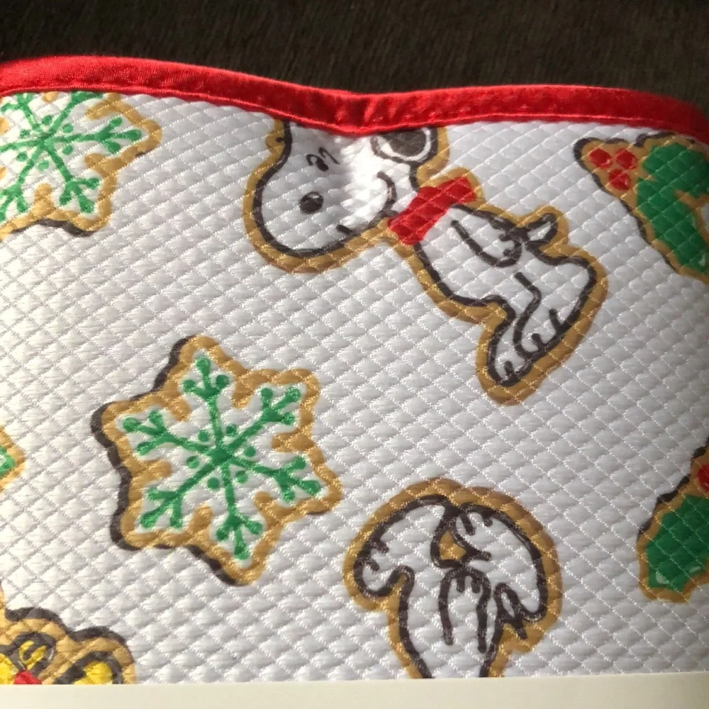 Peanuts Snoopy Christmas Holiday Drying Mats